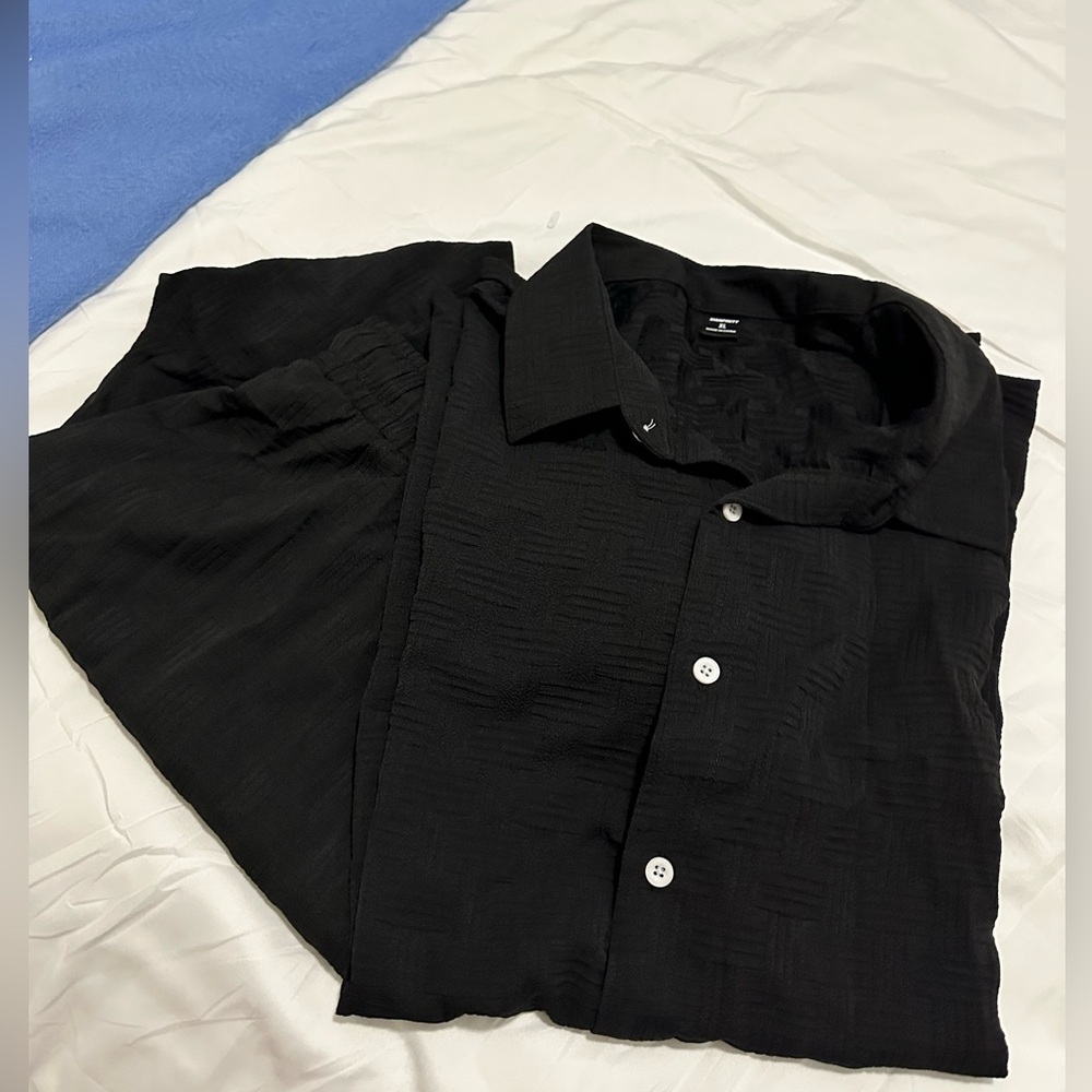 NFINITY Charcoal Textured matching shorts and shirt.